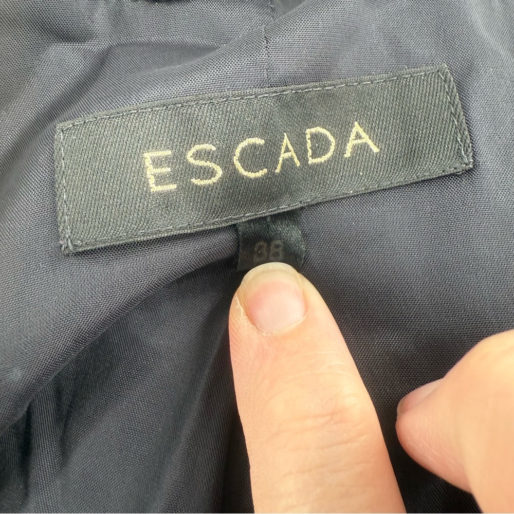 Escada Navy Blue Wool Blazer with Polka Dot Ruffle Trim Size 38 / US Small - Picture 6 of 8